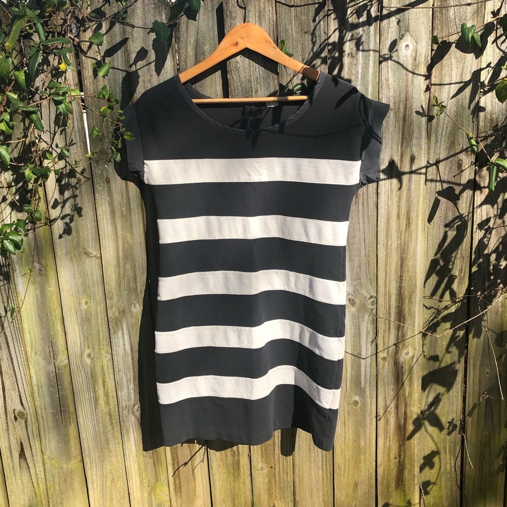 J. Crew Dress 🖤❤️